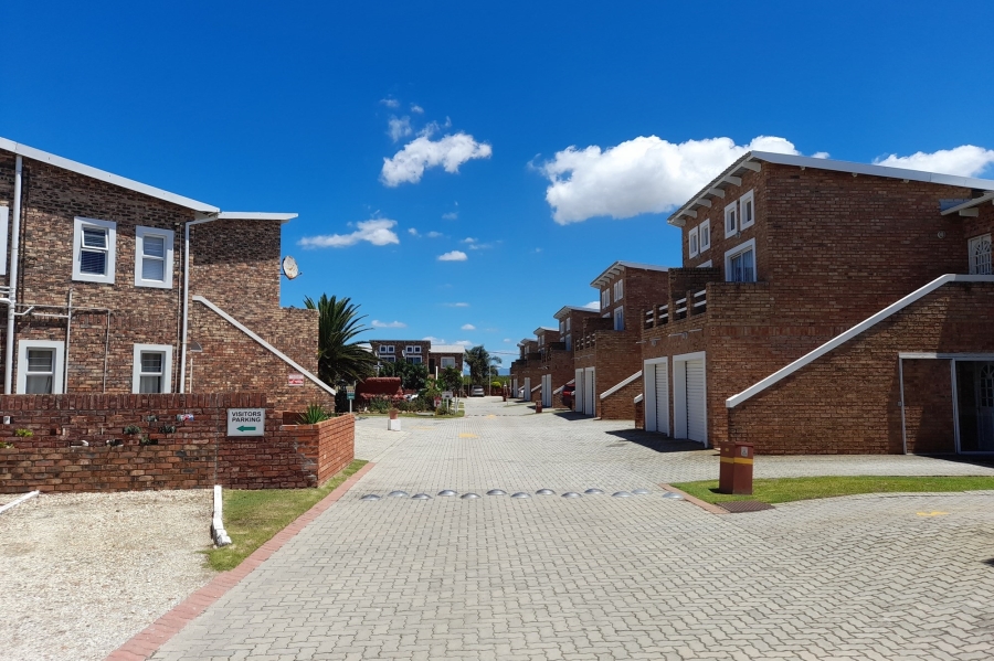 2 Bedroom Property for Sale in Bluewater Bay Eastern Cape